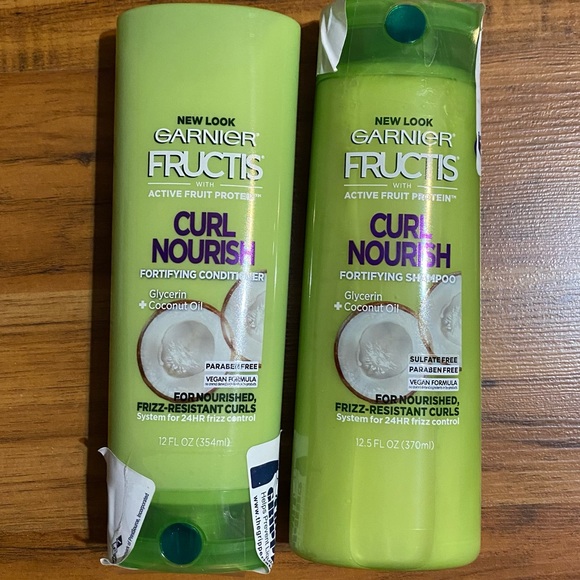 Garnier Fructis Curl Nourish Fortifying Shampoo and Conditioner (New) - Picture 6 of 15